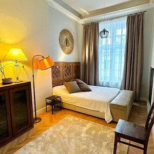 https://nice-apartment-in-city-center.warsawhotelspoland.com